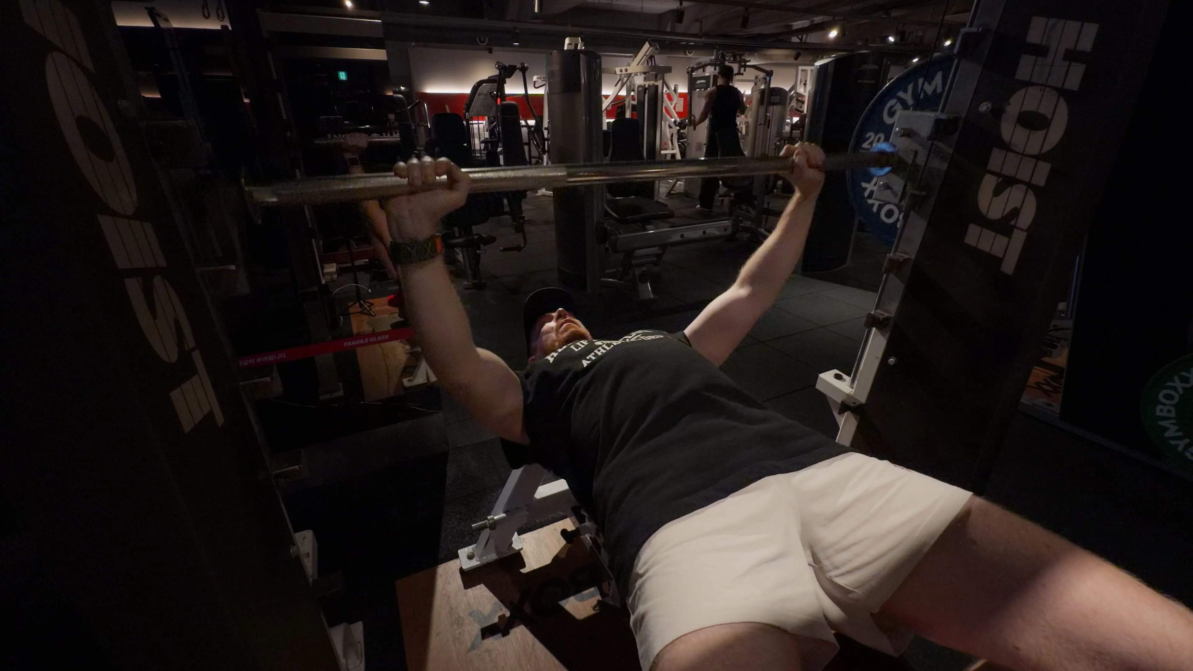 스미스 머신 벤치 프레스