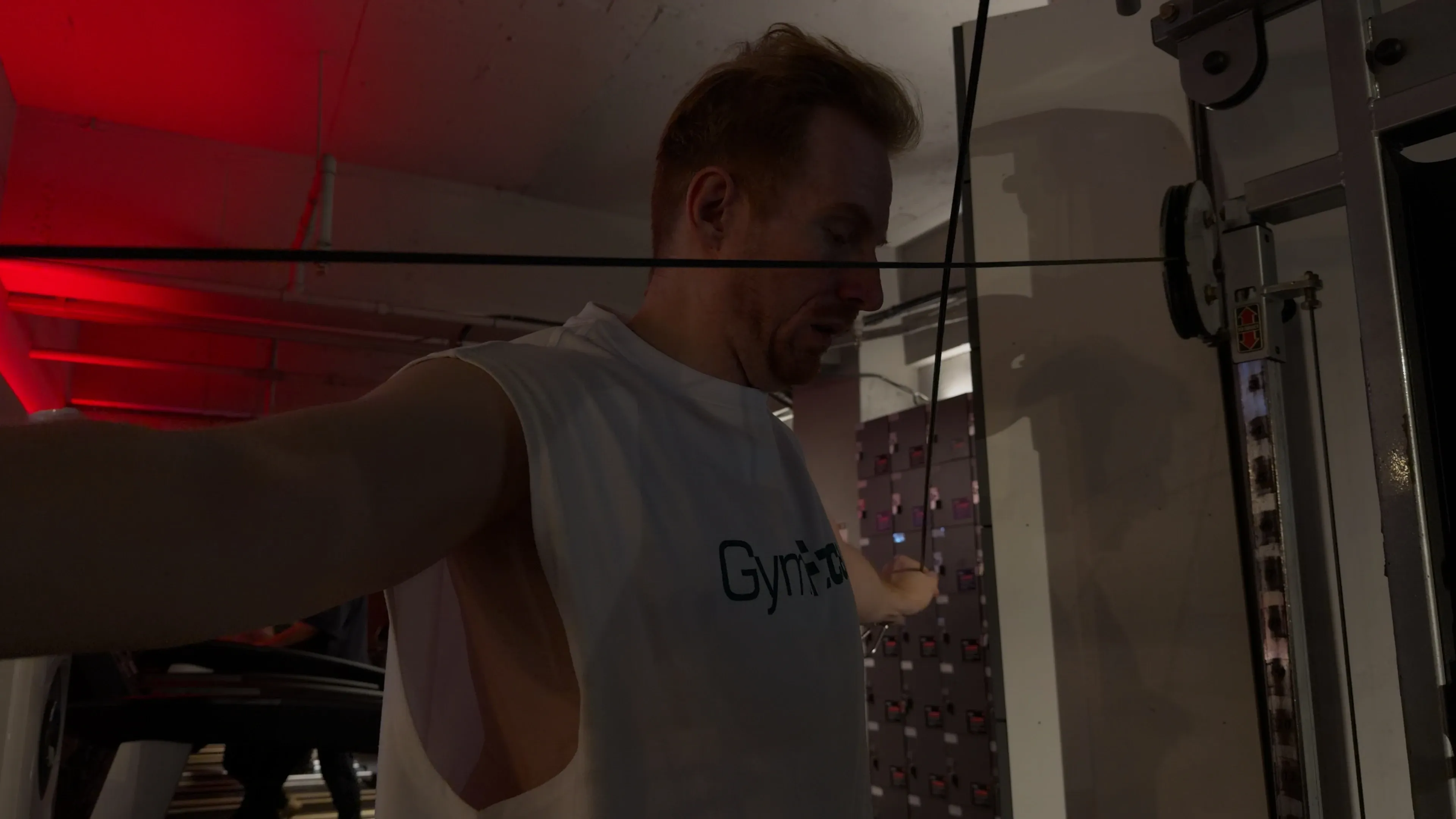 리어 델트 플라이 (케이블)