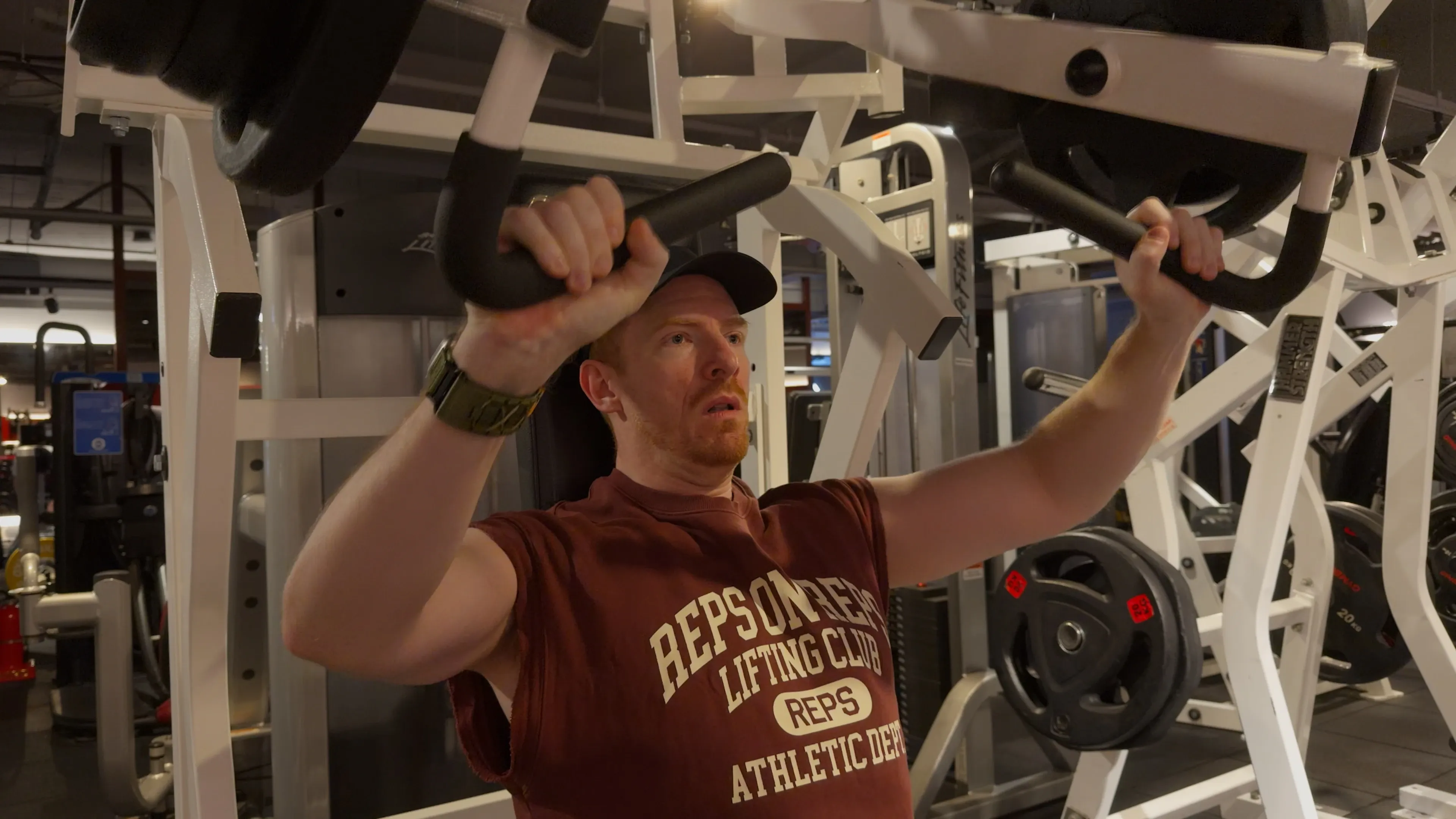 머신 인클라인 프레스